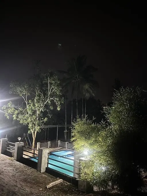 Lägenhet 2Bhk Villa Vythiri, Kunnathidavaka, Kerala Indien